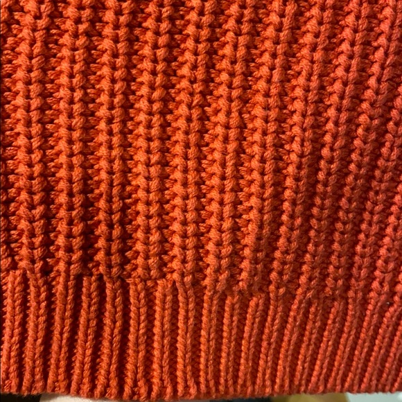 Aerie Coral Chunky Oversized Knit Crew EUC - Picture 11 of 14